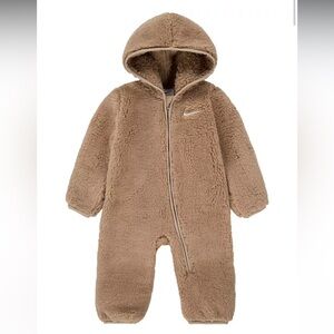 Nike Cozy Tan Fleece Footie